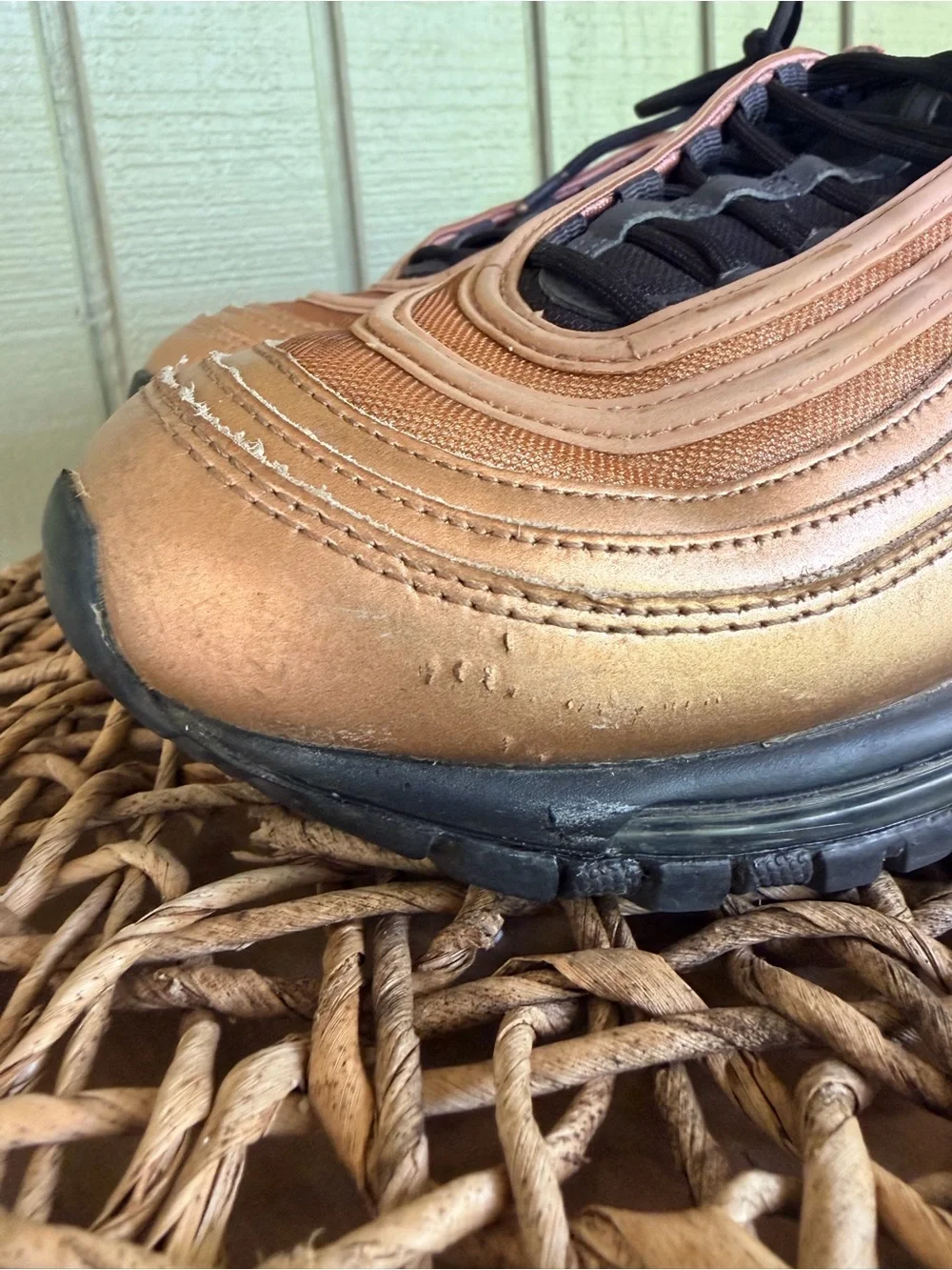 Nike Air Max 97 Metallic Copper Bronze Black CT1176-900 Women’s Size 9.5